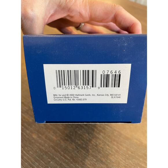 Hallmark Ornament Lighthouse Greetings Magic Collector's Series 2002 - Picture 5 of 5